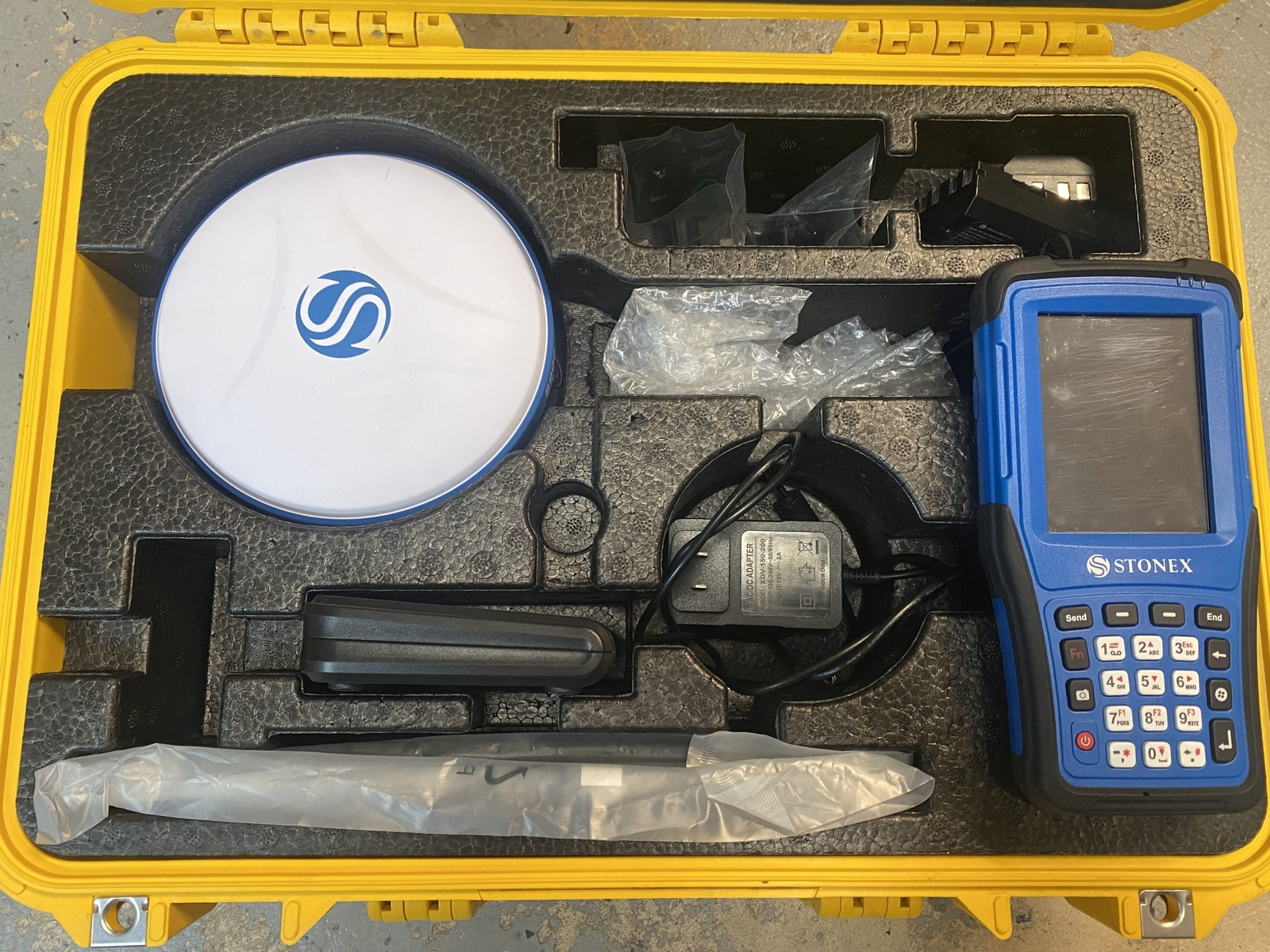 Stonex S900-U GNSS Receiver GPS w/ S4C II Data Collector Controller