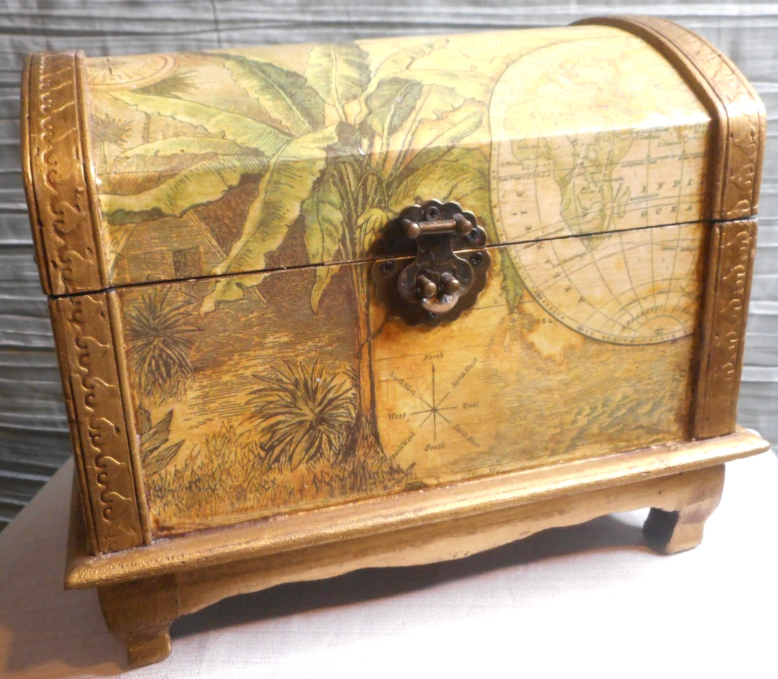 Decorative Humpback World Map Storage Chest Hinged Lined Footed Photo Box Misc