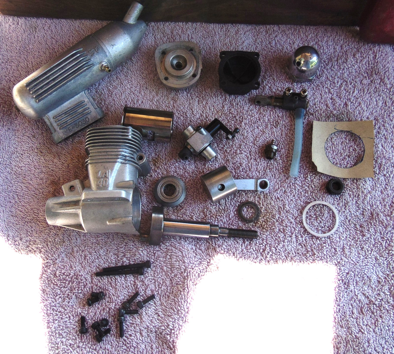 OS LA 40 RC Model Airplane Engine, cleaned, ex compression