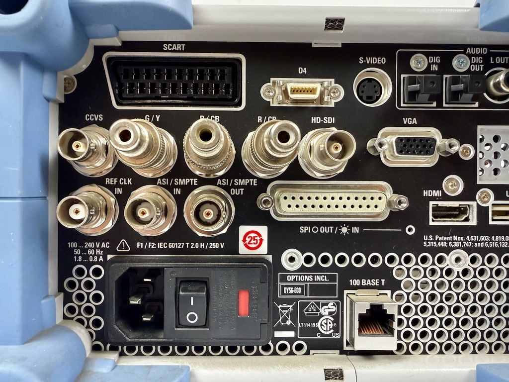 Rohde & Schwarz DVSG Digital Video Signal Generator + B30 HD/SD Decoder