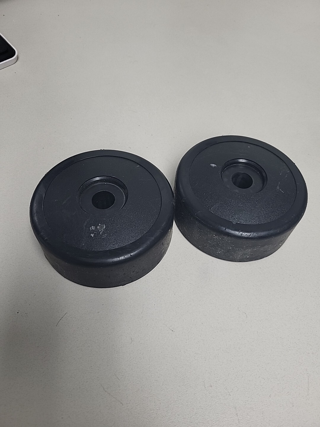 New Balance 9.5e Elliptical NBP01090-2 Transport Wheels (151C)
