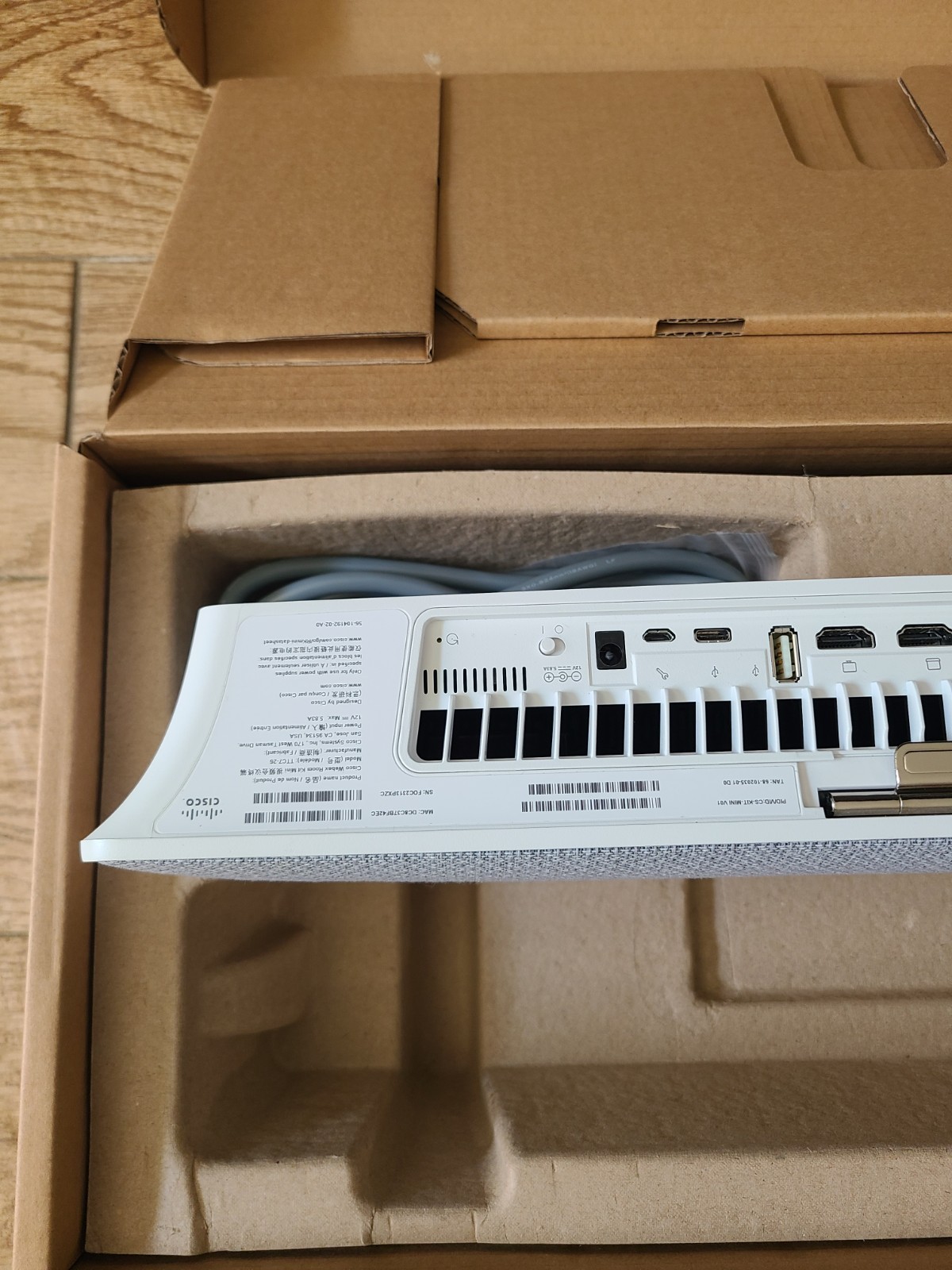 Cisco CS-KIT-MINI Cisco Camera/Speaker V01