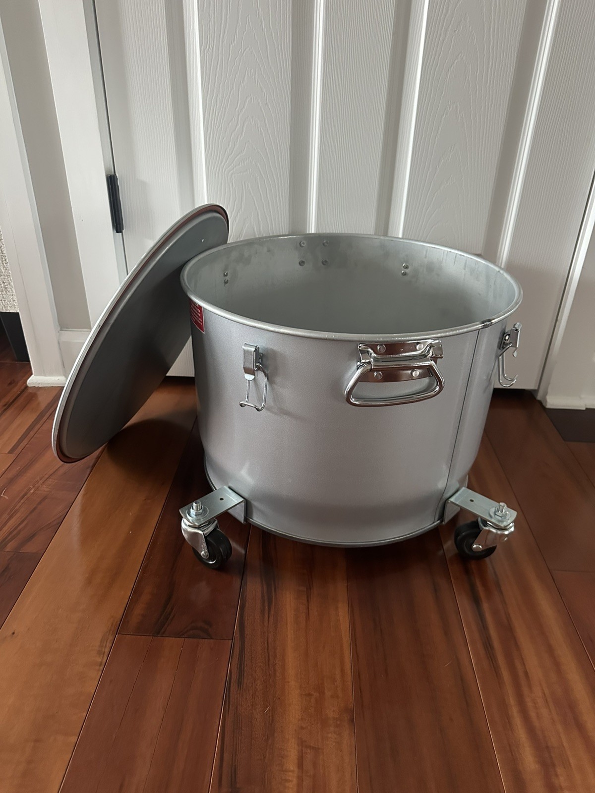 MirOil Model 60LC Drain Pot With Lid & Castor Base, Silver – 7 Gal