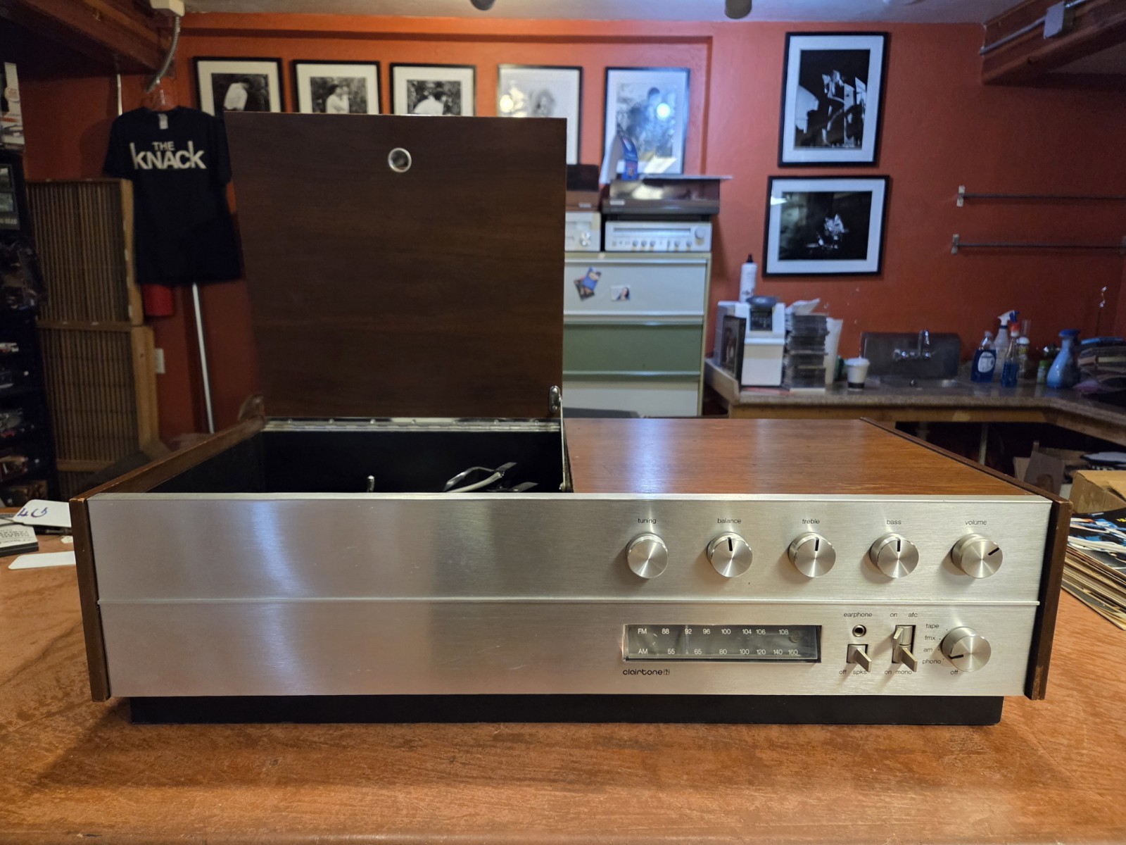 Clairtone 1960s G3 Series Stereo System With Turntable