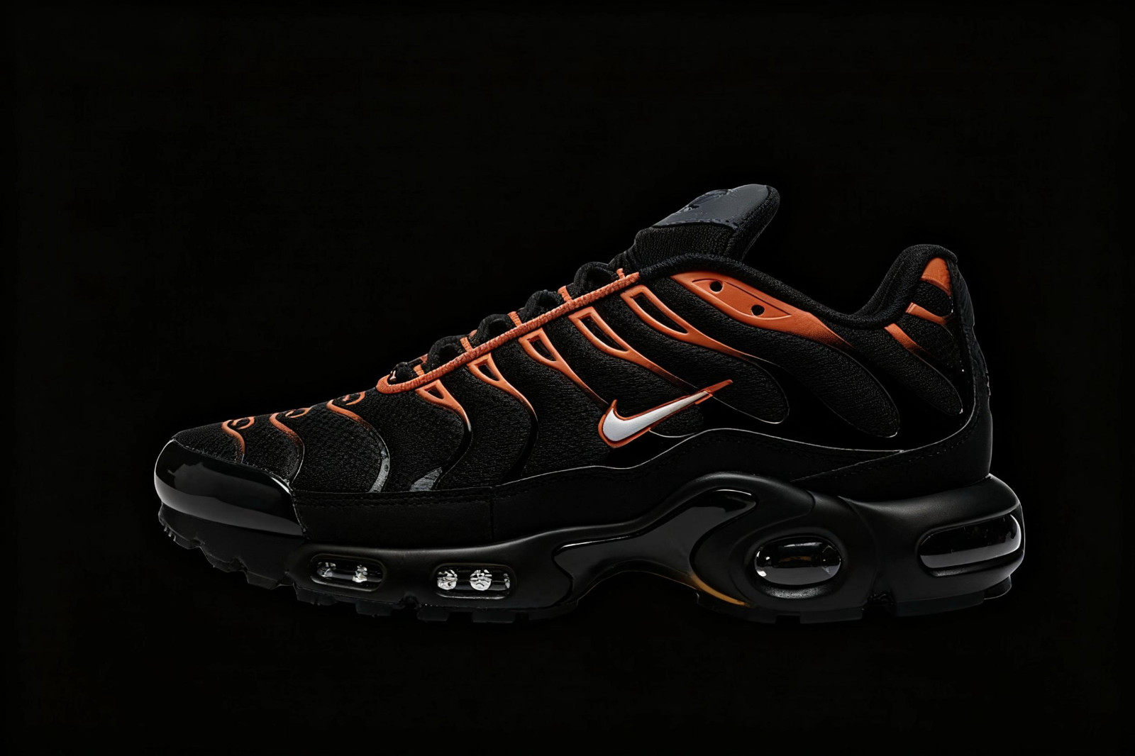 Nike Air Max Plus Men's Loafers, Black and Orange -