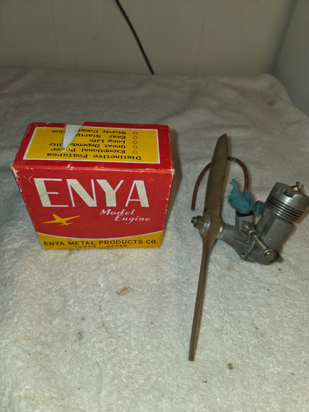 "Enya 29 Model Airplane Engine  UNTESTED With Box & Propeller