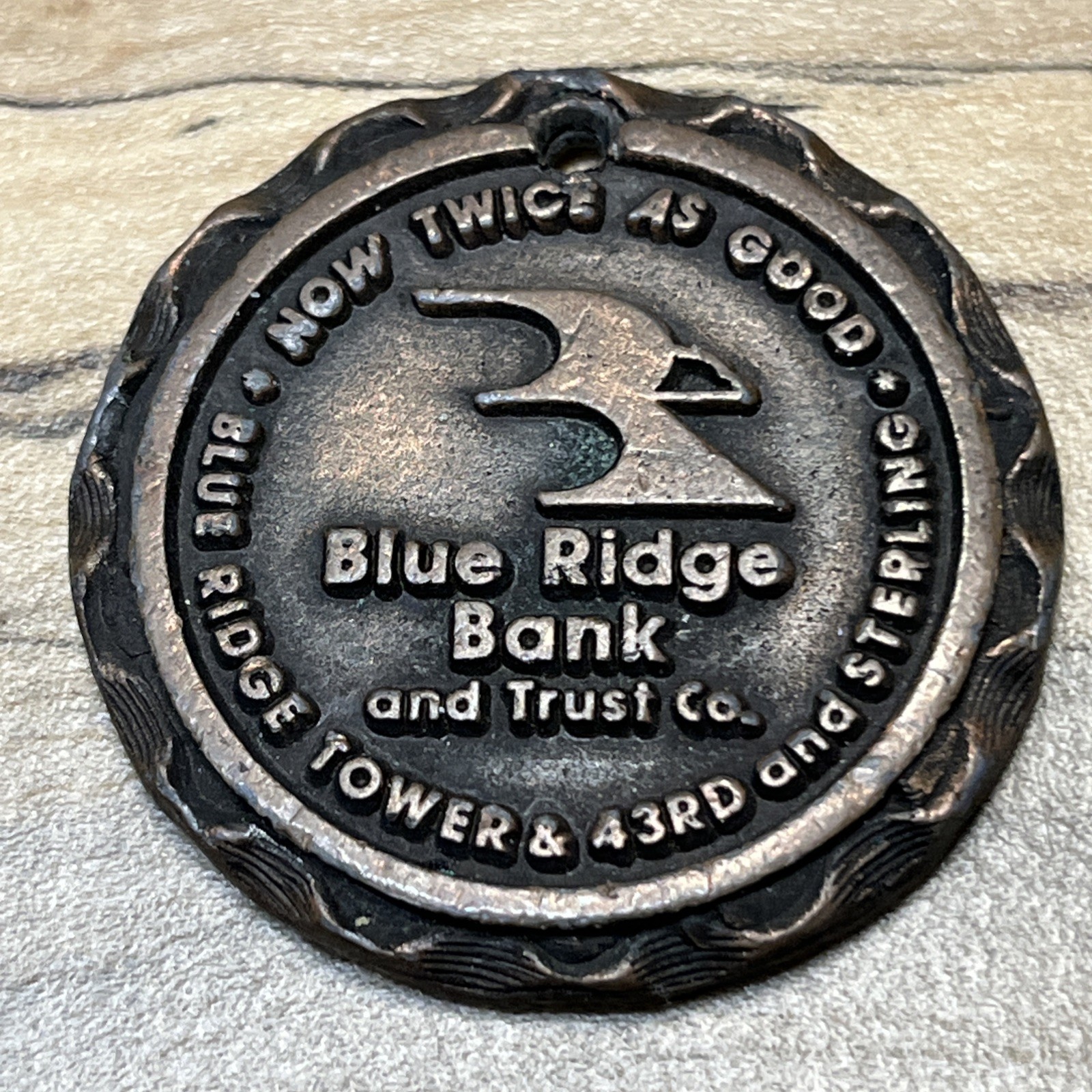 Blue Ridge Bank & Trust Co. Independence, Mo. Key Fob *C219