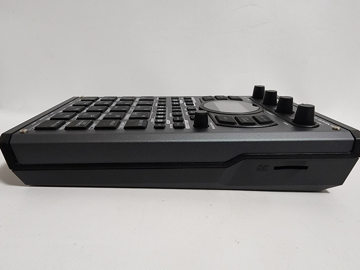 Roland SP-404MKII Creative Sampler and Effector