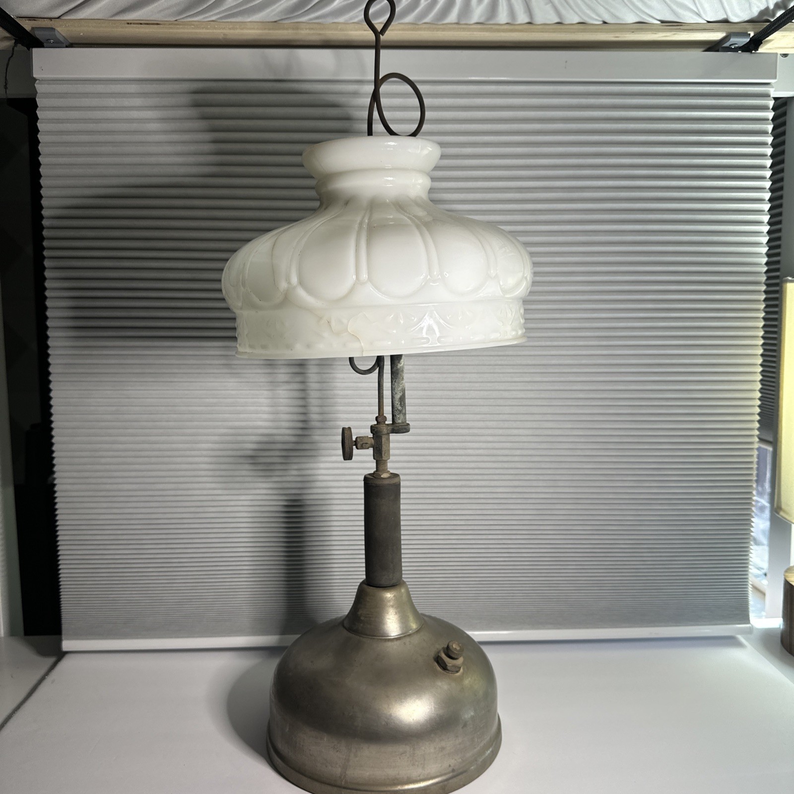 Antique 1927 Coleman Quick-Lite Table Lamp 329 Milk Glass Shade