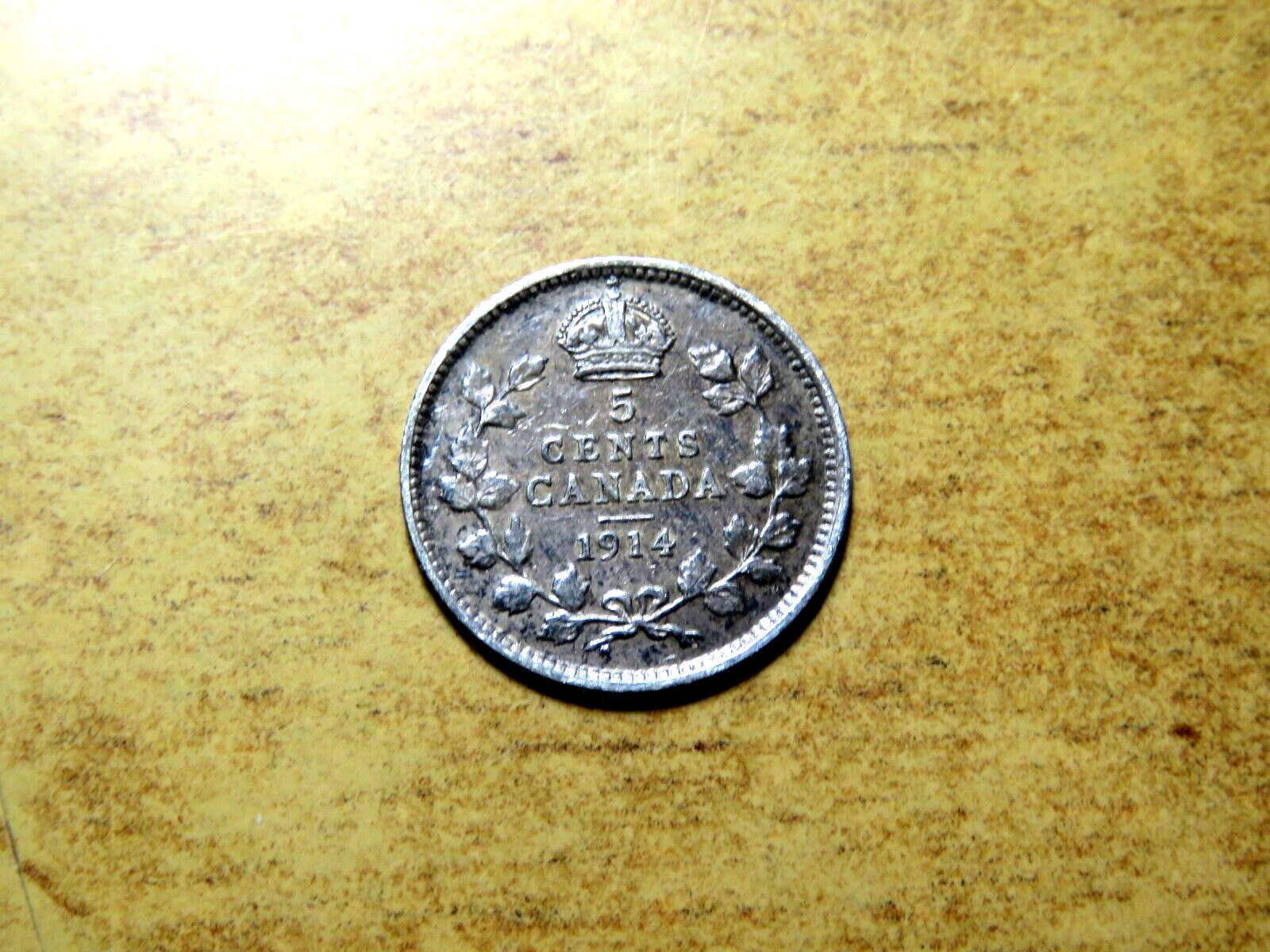 Nice Original Higher Grade Better Date 1914 Canada Silver 5 Cent Coin  D10