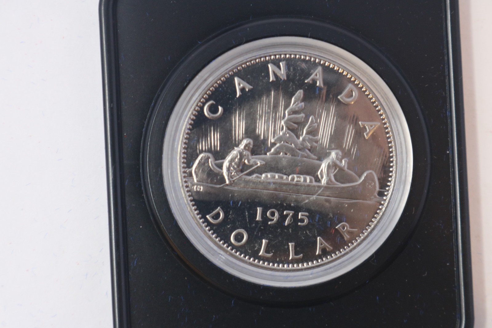 1975 Voyageur Uncirculated $1 One Dollar Canada