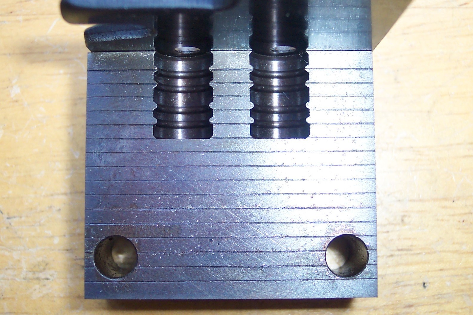 RCBS 38-140-WC 38/357 CAL 140 GRAIN WADCUTTER BULLET MOLD