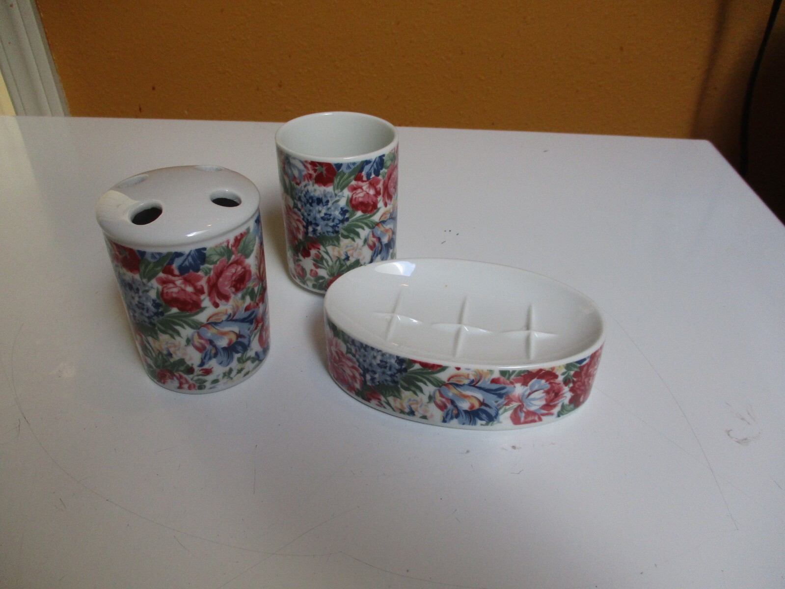 3 Piece Vintage Ceramic Floral Bathroom Vanity Set Made for Mervyns Japan