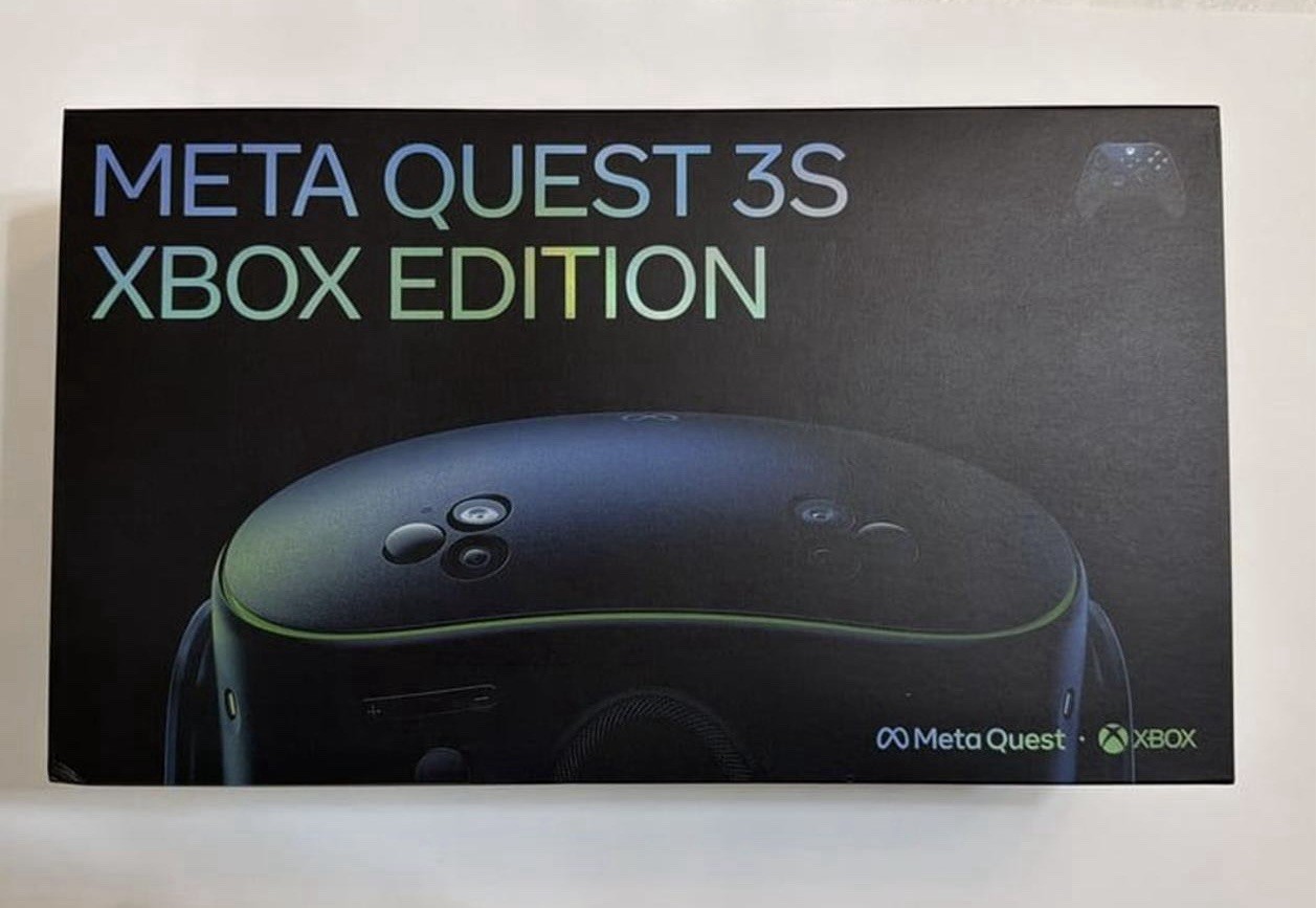 Meta Quest 3S Xbox Limited Edition VR Headset + Wireless XboxController