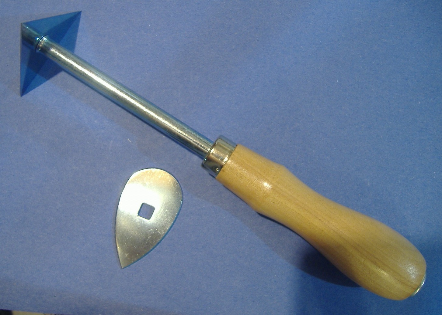 WARNER MOLDING SCRAPER WITH TWO INTERCHANGEABLE BLADES PUTTY REMOVAL