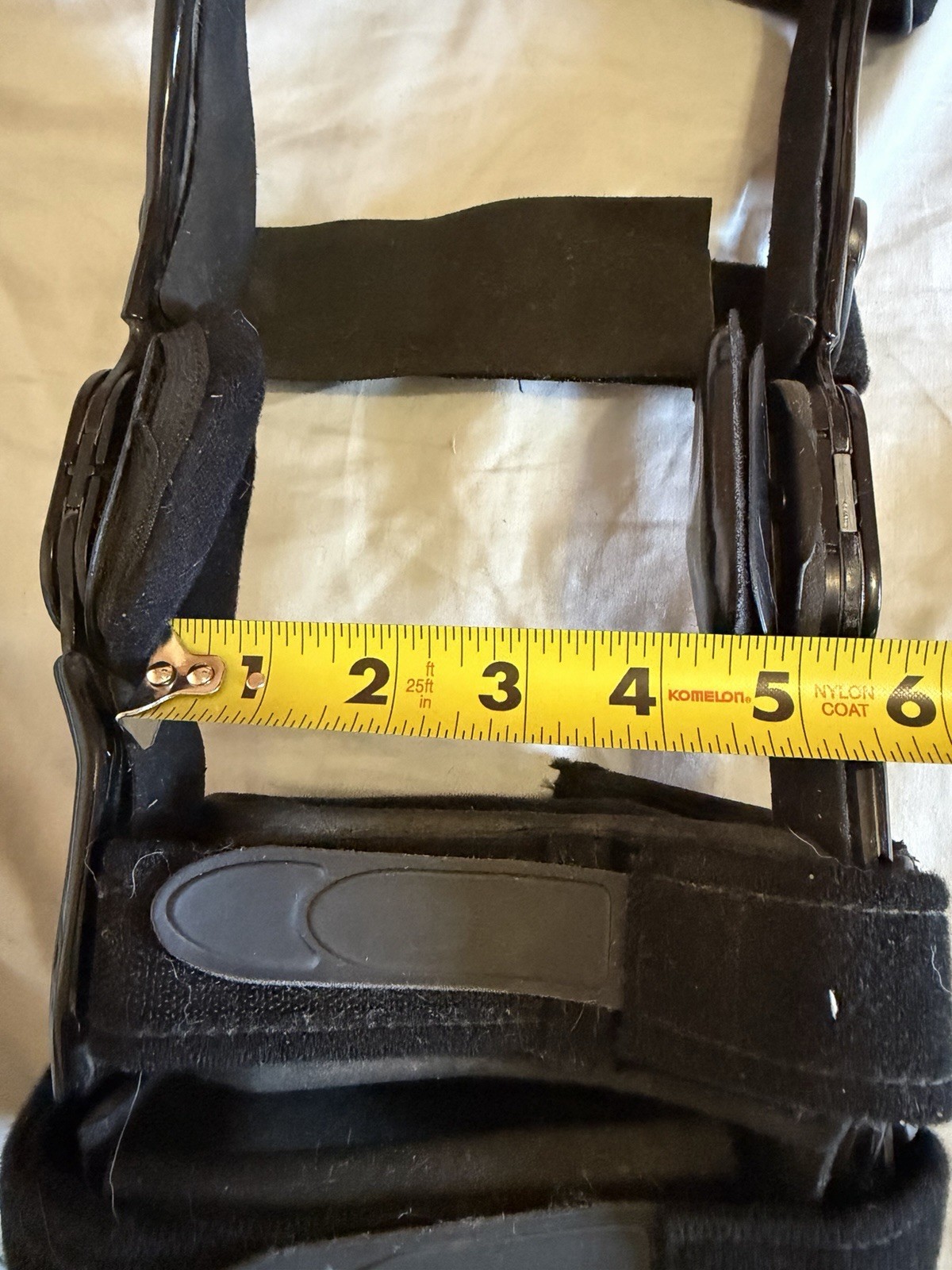 Donjoy Defiance Knee Brace - Left - Large