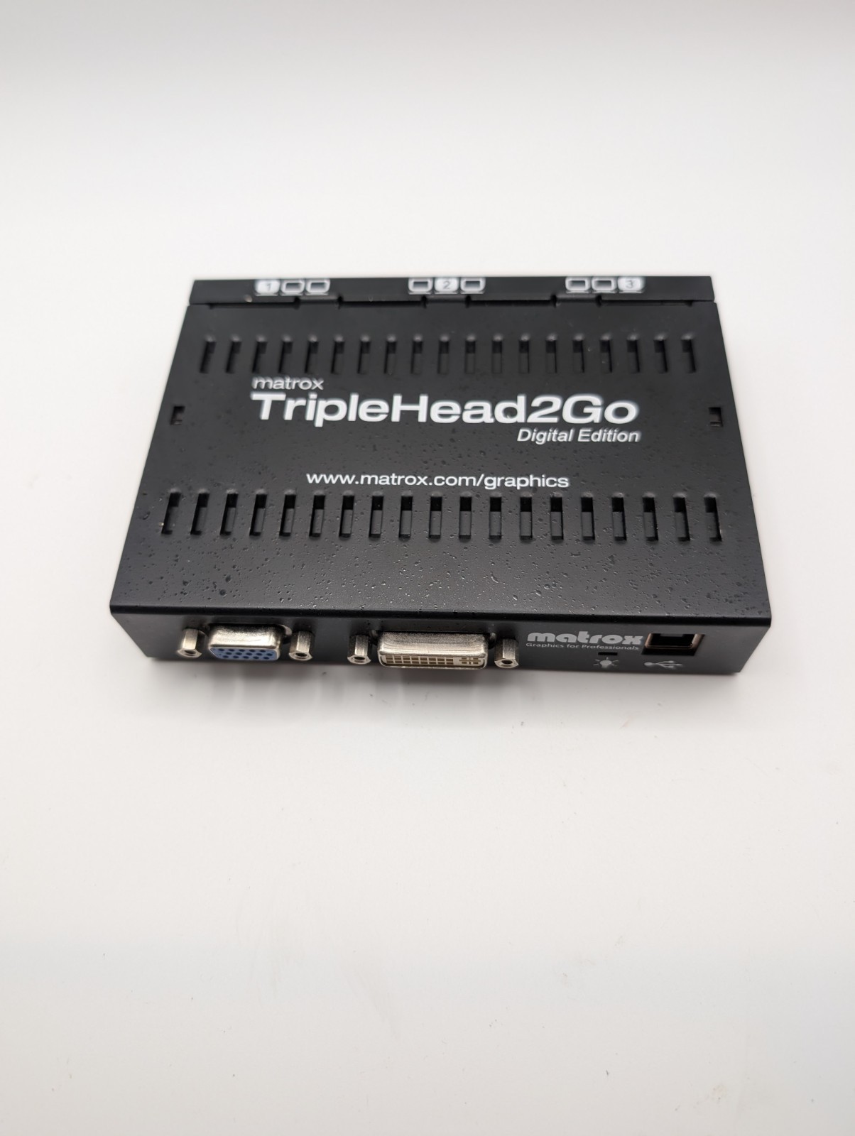 Matrox TripleHead2Go Digital Edition (T2G-D3D-IF)