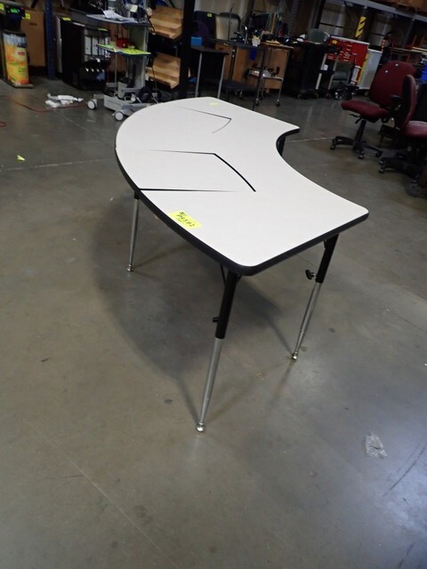 Hand Therapy Table