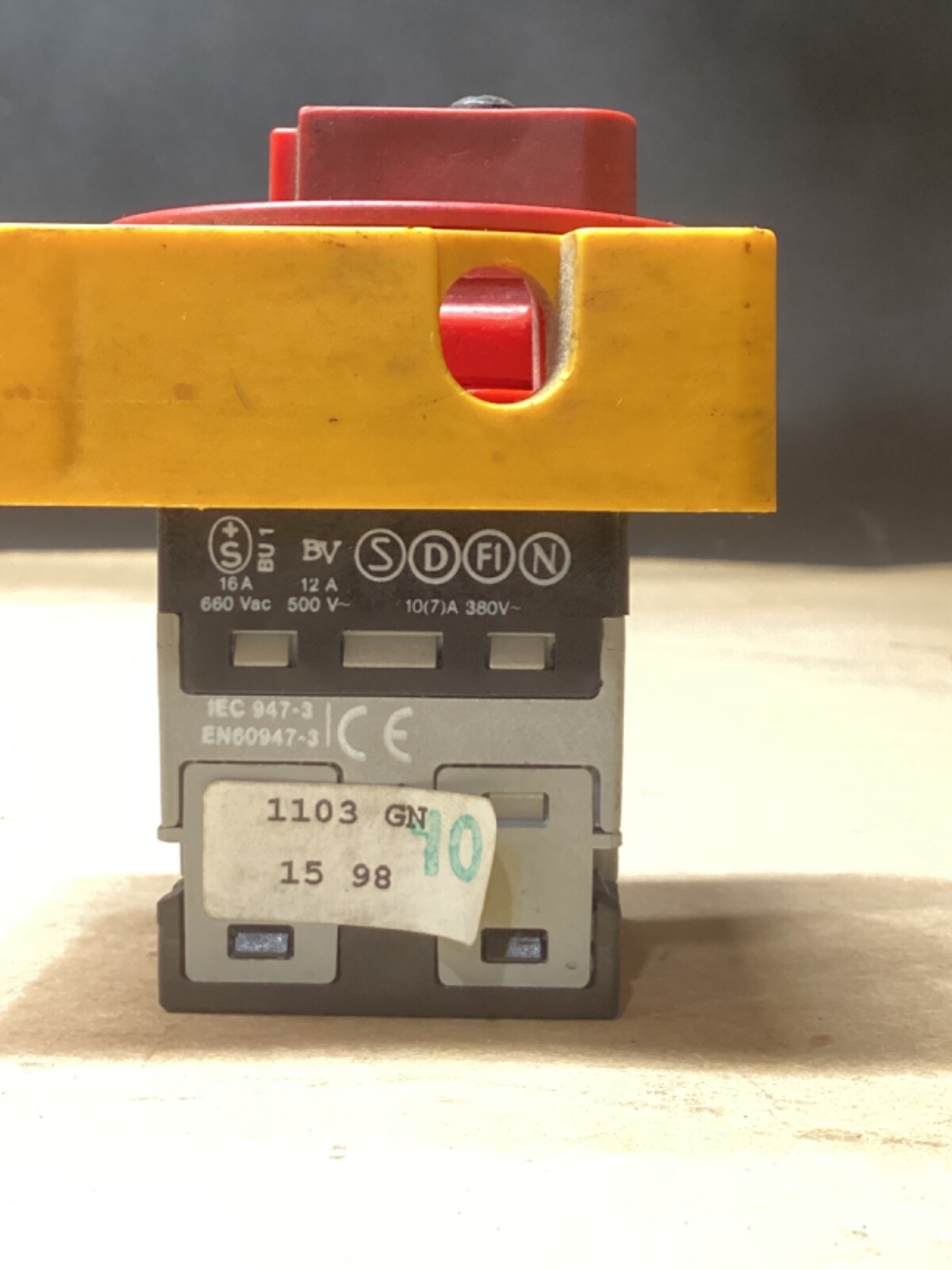 BACO PR12 Main Cam Switch 20A #125M12