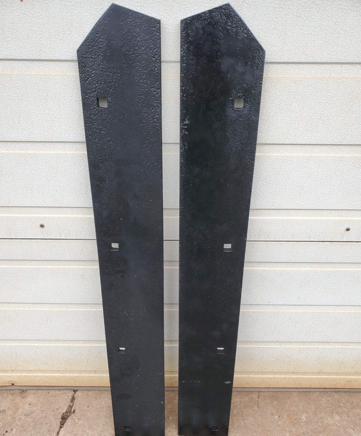 5/8" HOLES Boss BAX00097 EXTRA THICK Cutting Edge 7.5' Power V-plow 44"x5/8"x6"