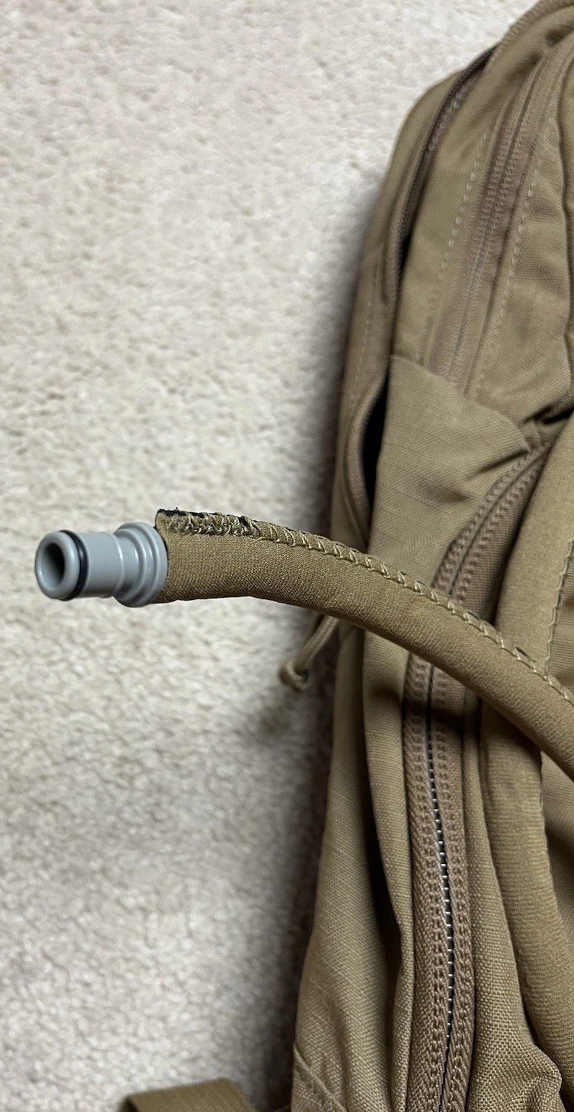 USMC Camelbak MULE Maximum Gear Day Assault Hydration Pack Backpack Coyote Brown