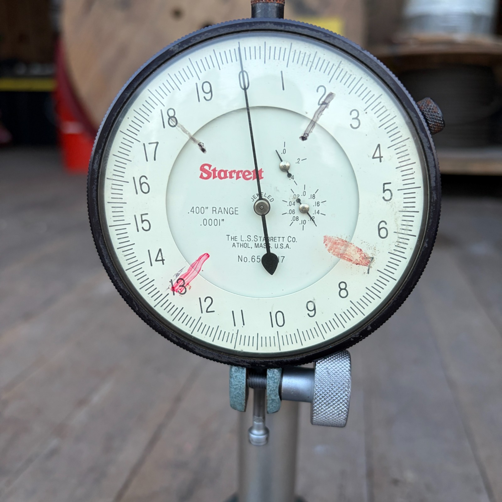 STARRETT 656 Dial Comparator Cast Iron Base 656.617 Indicator Stand