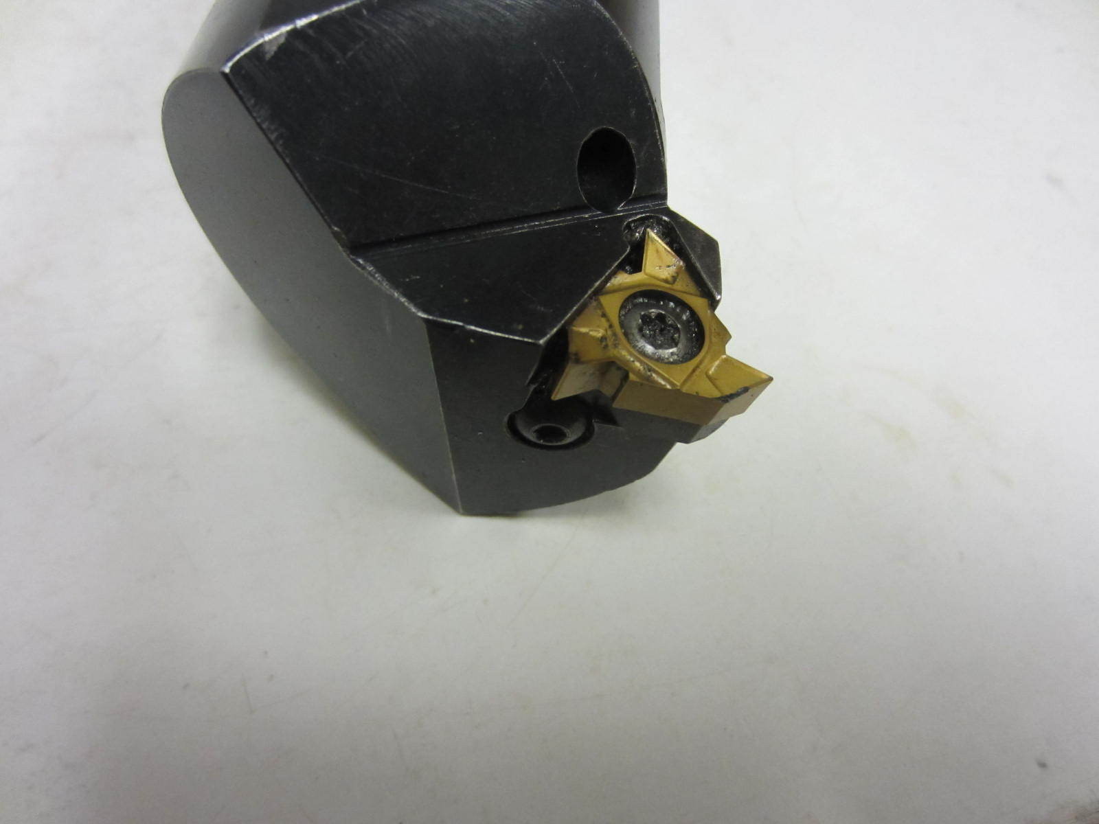 Sandvik Coromant R166.4KF-D32-4 Indexable Thread Turning Boring Bar