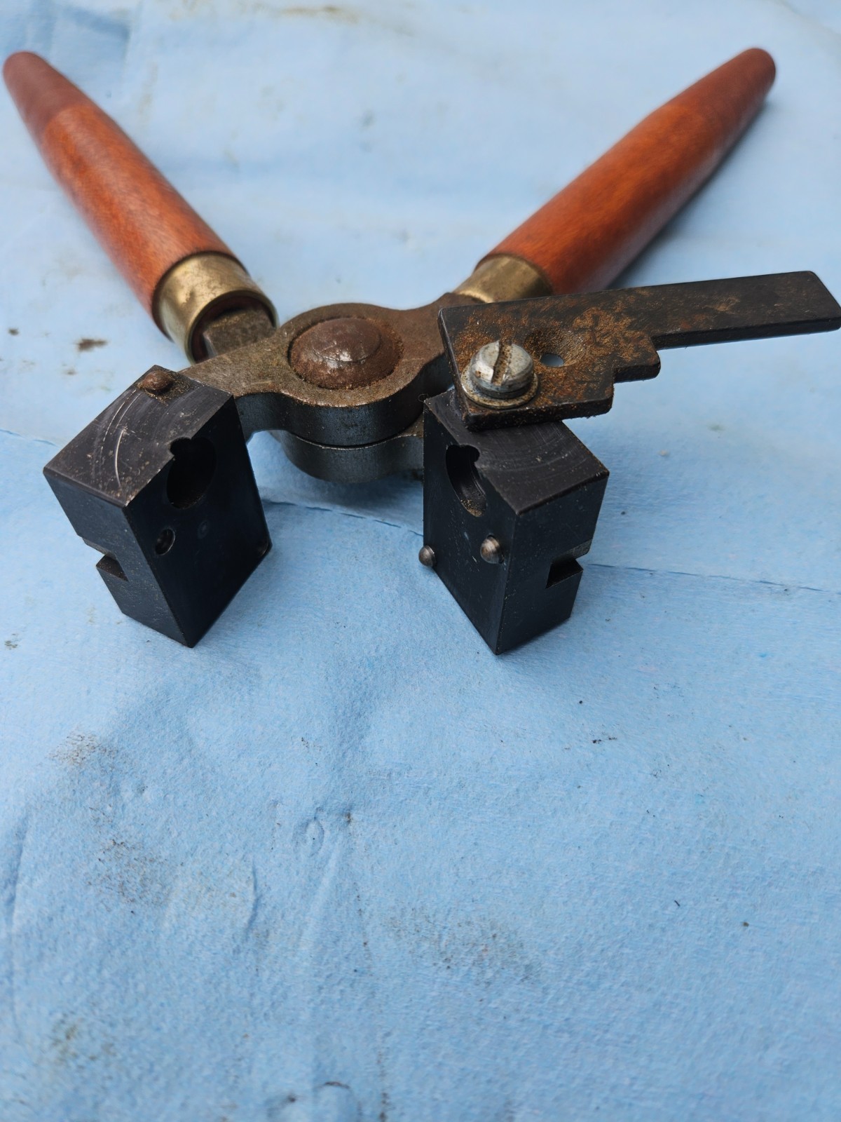 .440 round ball bullet mould