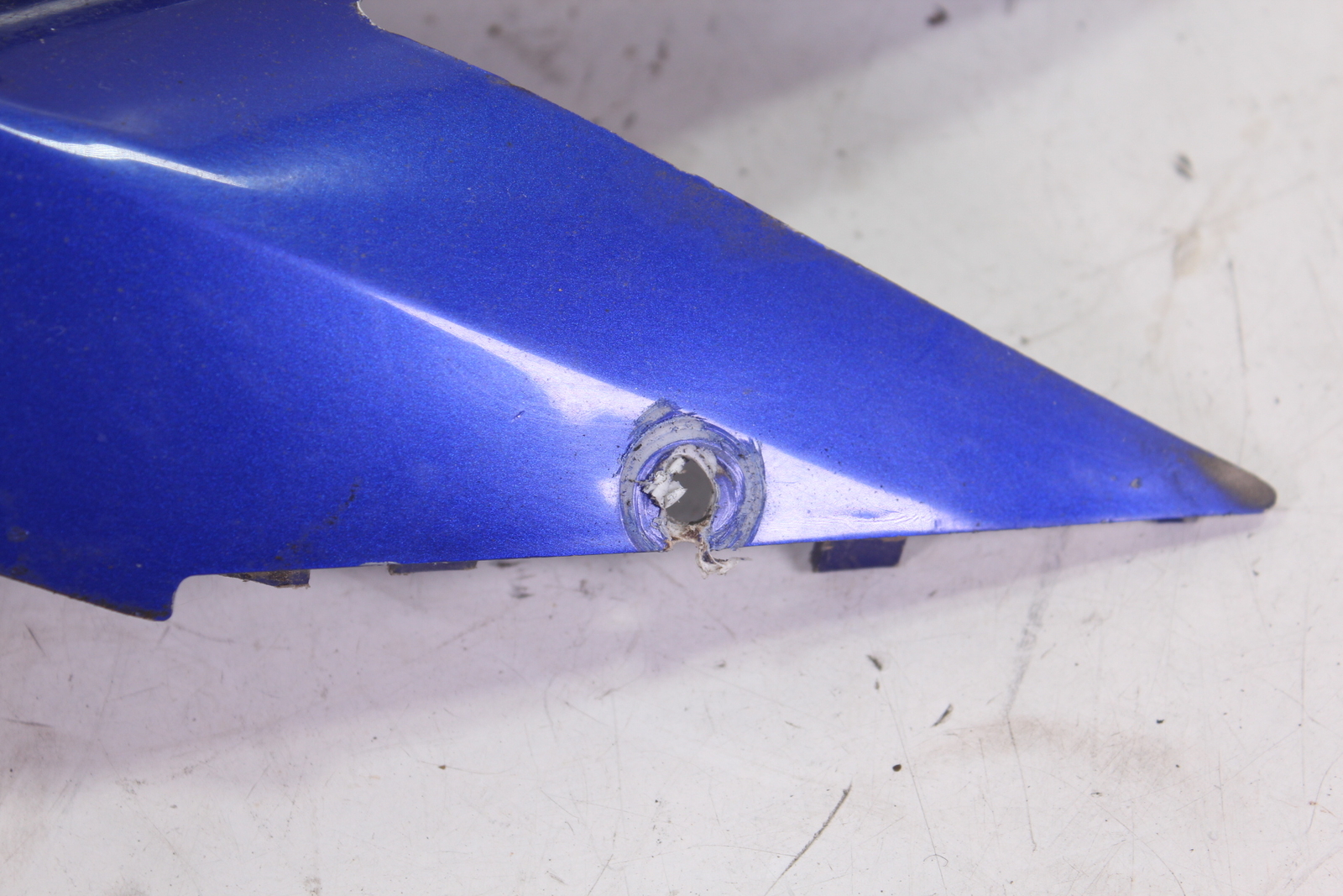 2006 YAMAHA SX VIPER MOUNTAIN LEFT WINDSHIELD FAIRING
