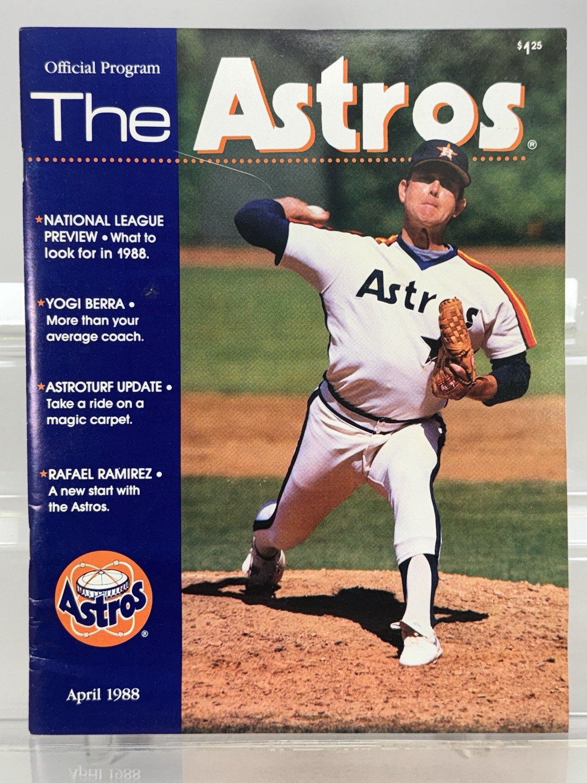 1988 Houston Astros Official Souvenir Program Nolan Ryan Cover vs. Padres April