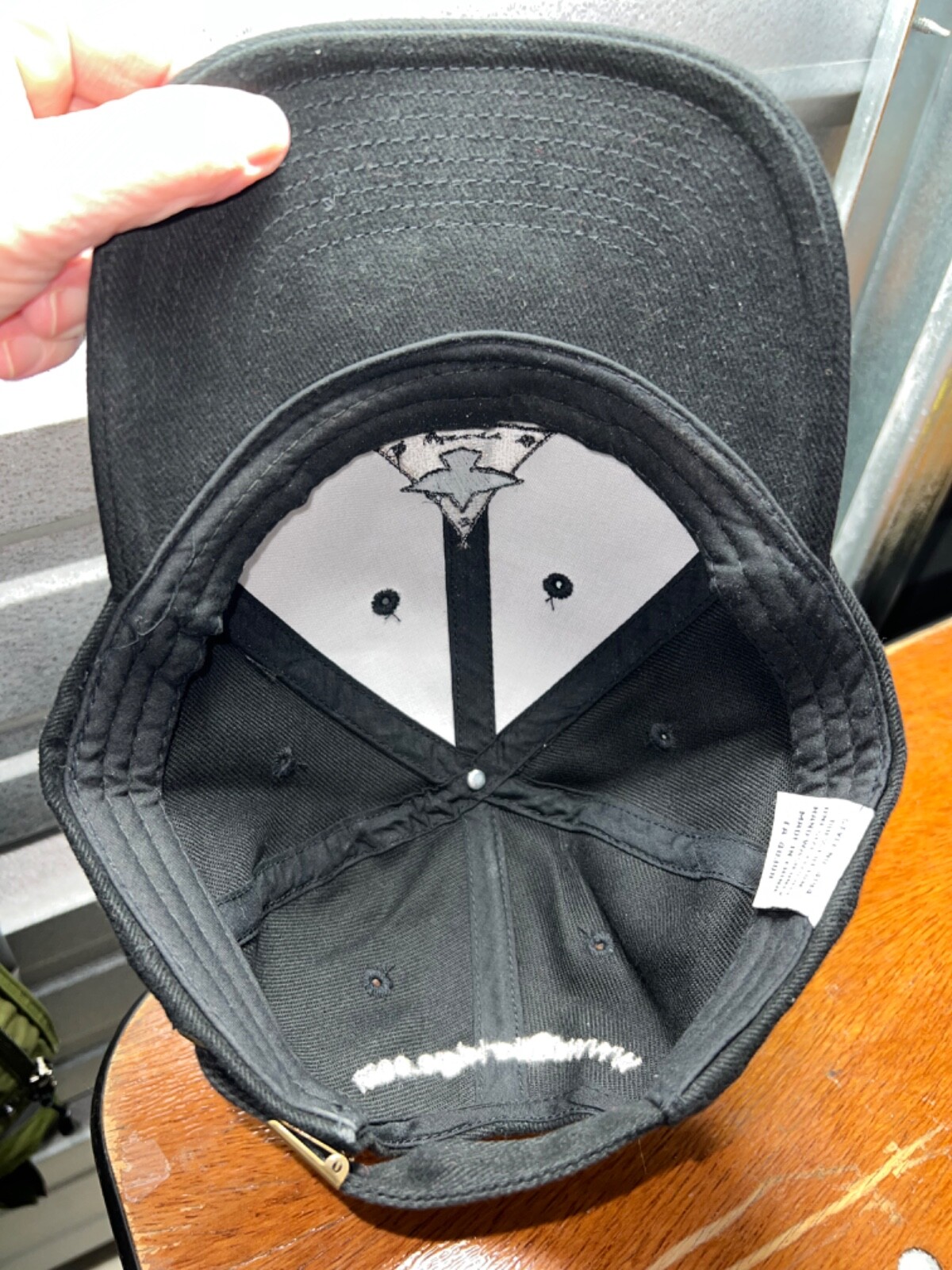Falkridge with Triangle Dove Logo Black hat Cap EUC Adj