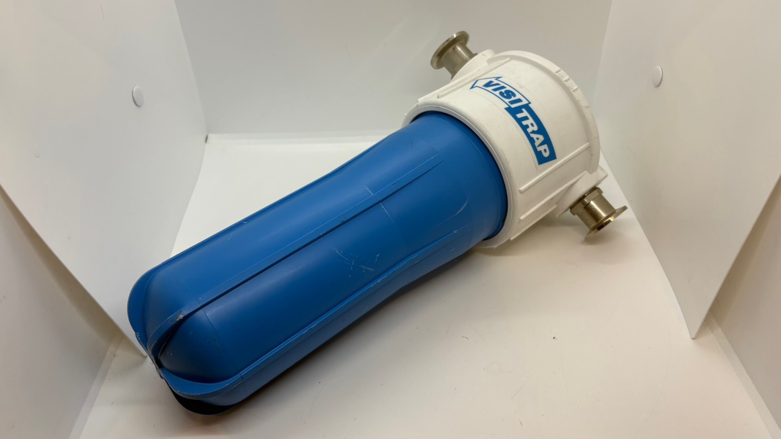 Mass-Vac MV Products Visi-Trap 9.5" Blue Polypropylene Vacuum Inlet Trap KF16