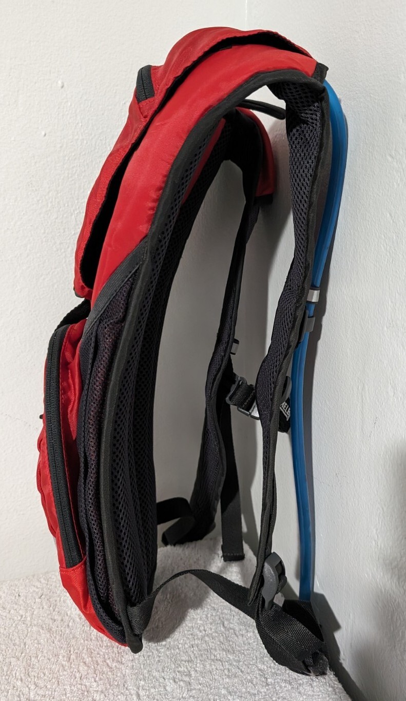 CamelBak Rogue Hydration Backpack With Bladder