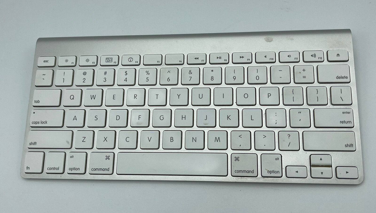 Apple Magic Keyboard - Bluetooth Wireless - A1314 Used TESTED & WORKING .