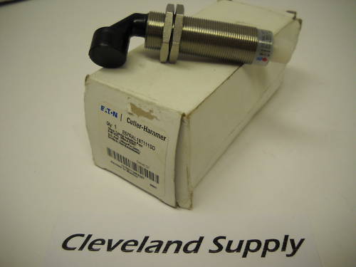 CUTLER HAMMER E57RAL18T111SD PROXIMITY SENSOR NEW CONDITION IN BOX