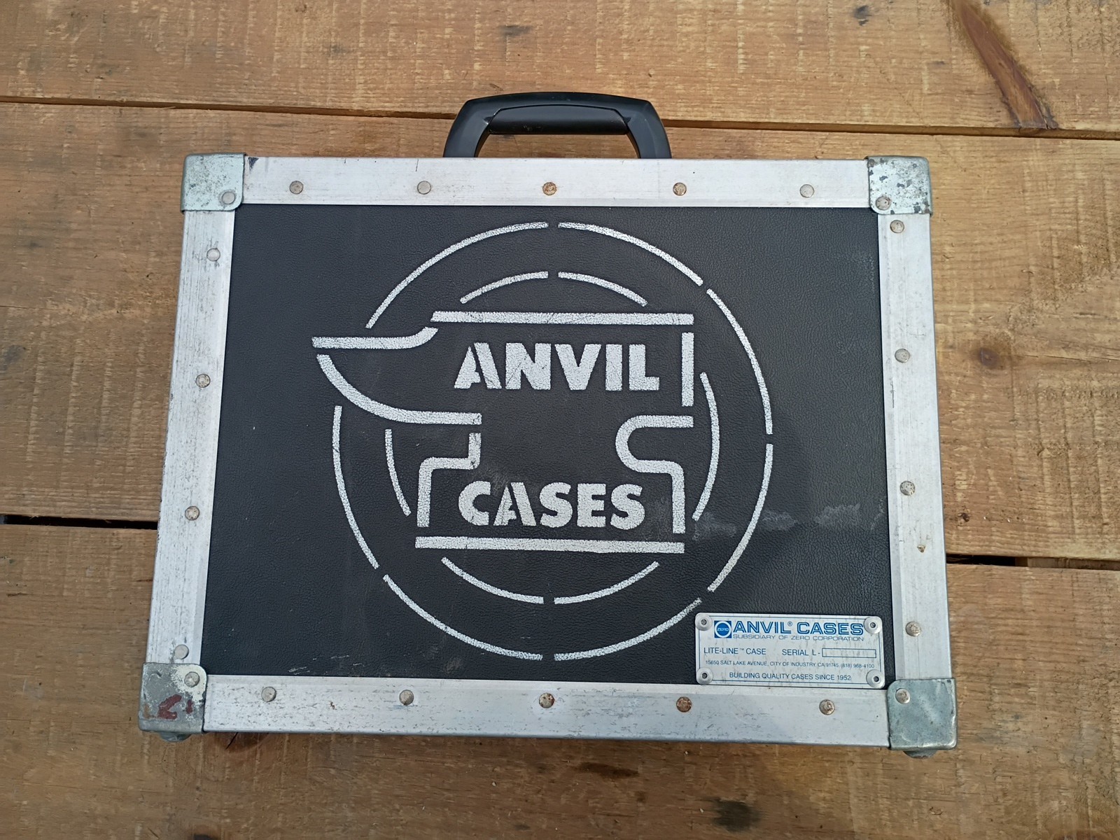 1980s ANVIL Hard Briefcase Musician's Road Case American Musical Supply NJ