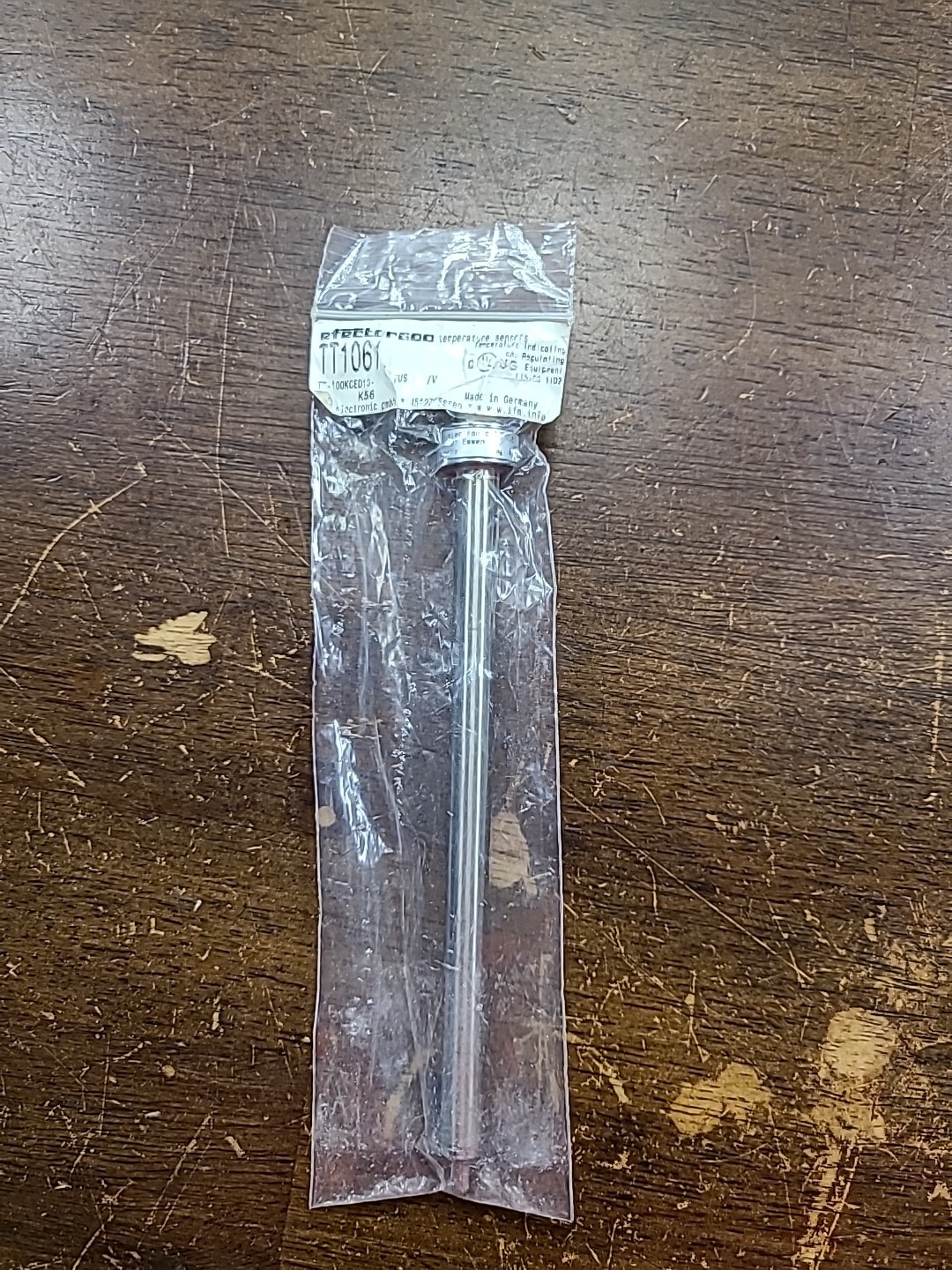 Ifm Efector TT1061 Temperature Sensor Brand New In Bag
