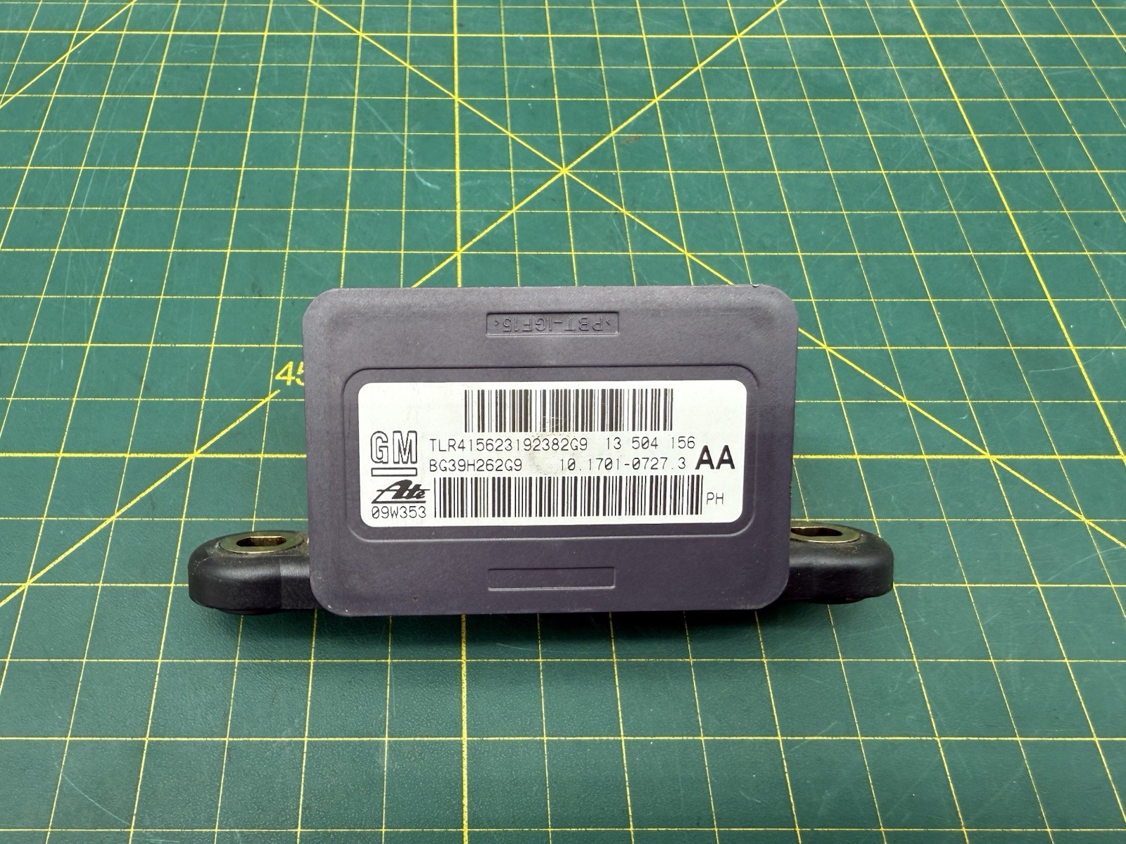 2010-2015 Chevy Camaro SS LS3 Raw Yate Sensor Control Module OEM GM 13578326