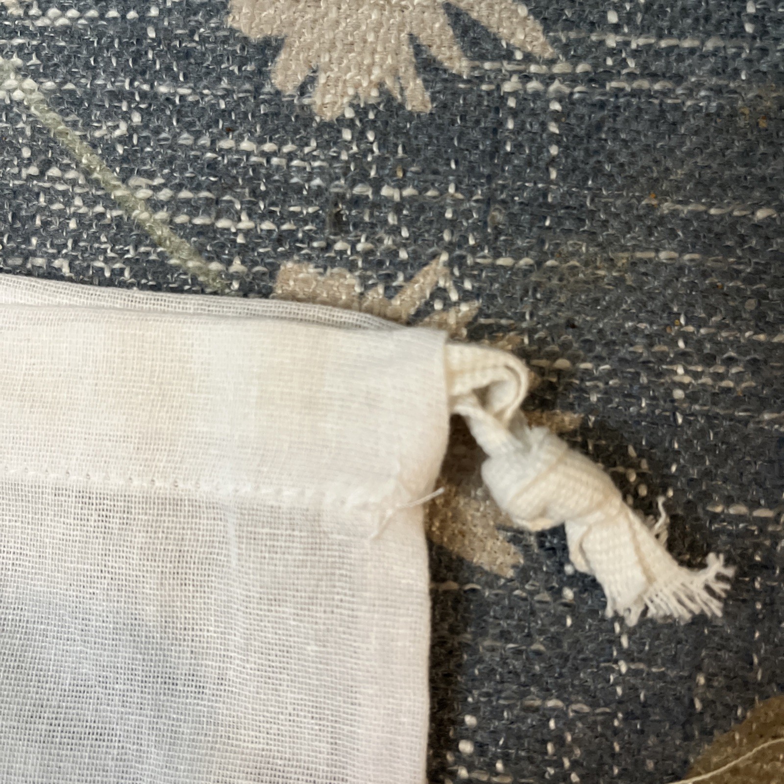 Zara Large White Thin Dust bag