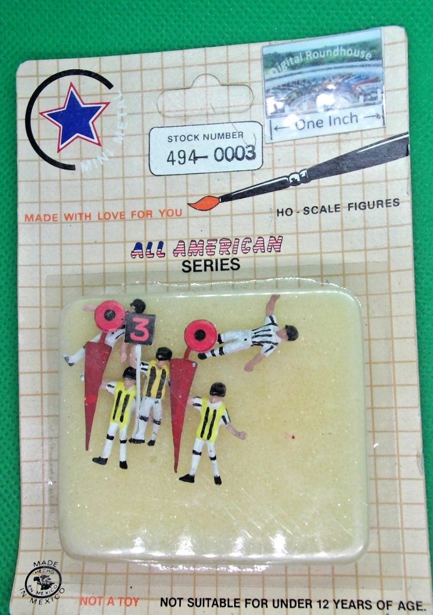 Mini Metal Figures HO #494-0003 Football Officials + 1st Down Measure -See Below