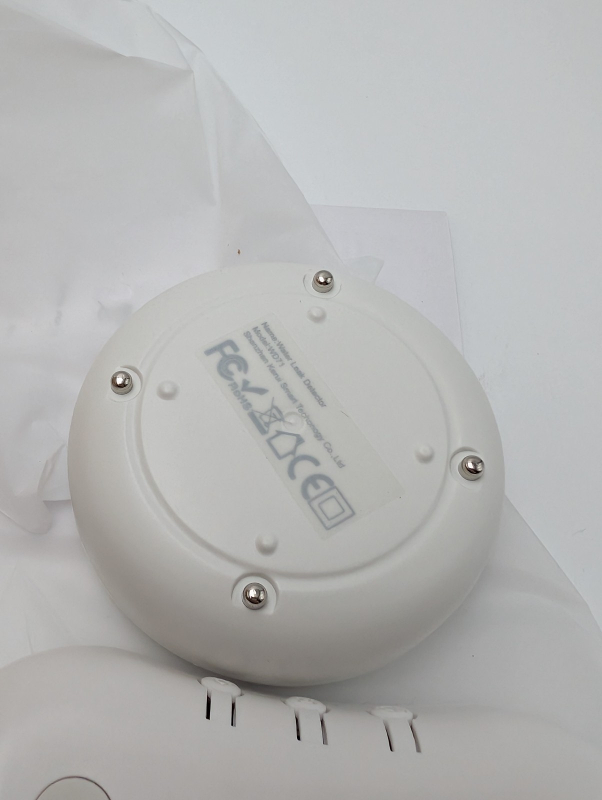 FANSITC WiFi Water Leak Detectors 5 Pack 120dB Sensor Wireless White Open Box
