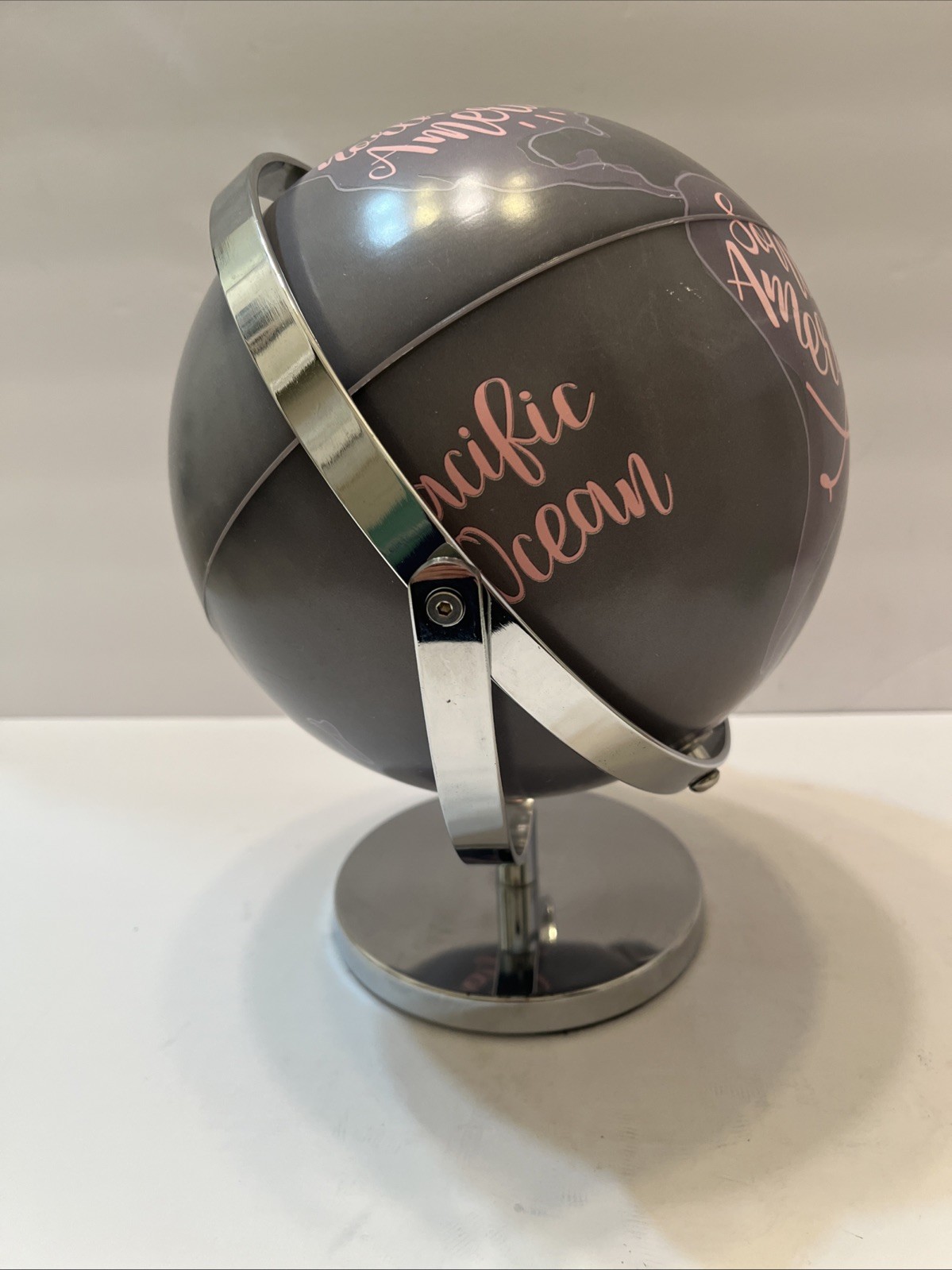 Globe 10” Gray Pink Chrome Base Spins Continents Oceans Rotates Tabletop