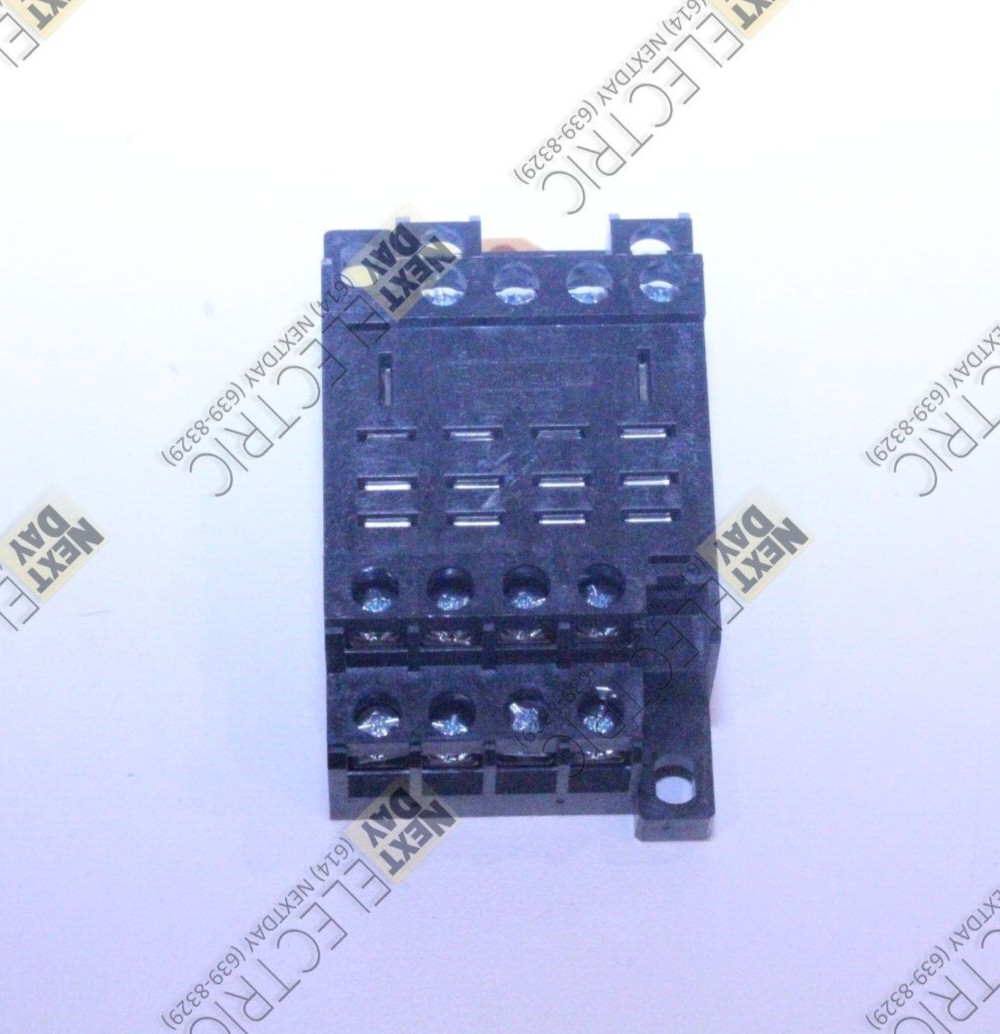 Omron, PTF14A-E, Relay Base Mount DIN 14 Pin 10 Amp 4 Pole