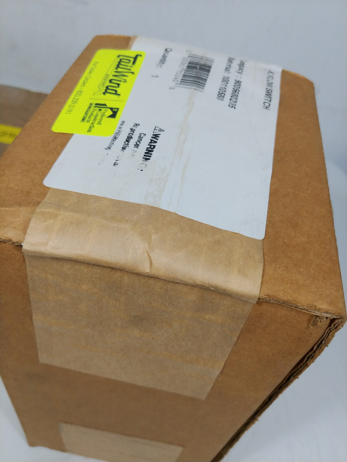 100110588 Lochinvar Flow Switch 9005680205