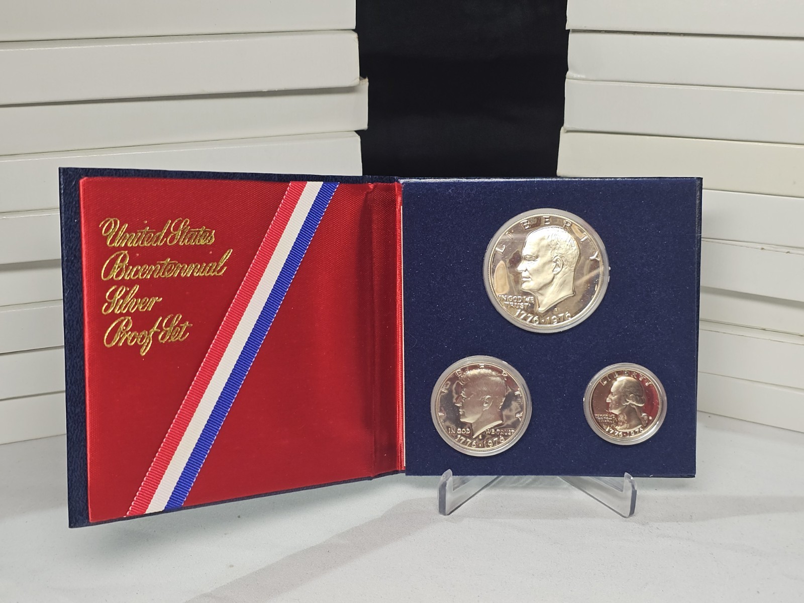 1776-1976 U.S. Bicentennial SILVER PROOF 3-Coin Set 40% silver
