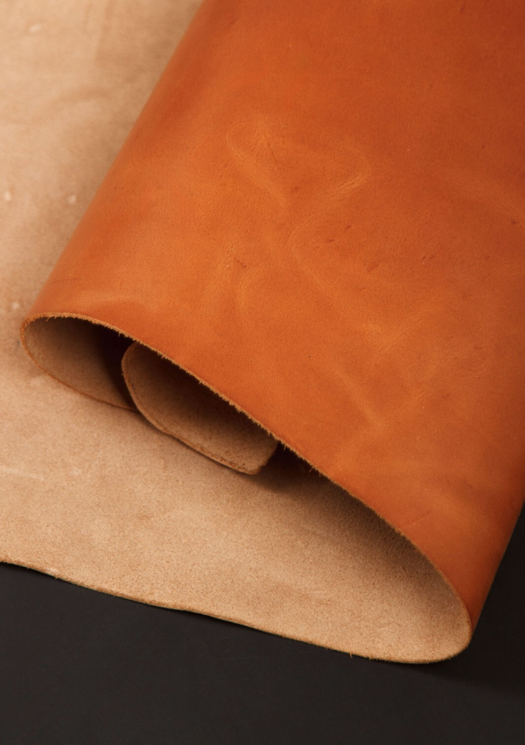 Premium Camel Orange Full Grain Leather, 2m2 Full Hide 1.3mm (3oz) 20–25 SqFt