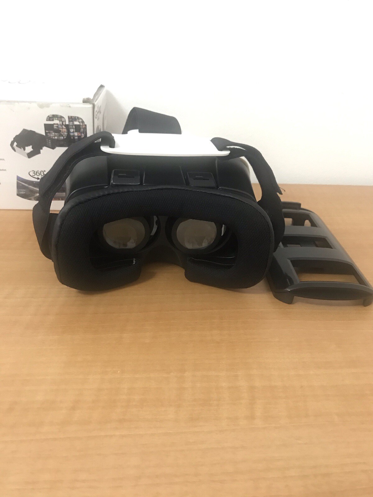 VIRTUAL REALITY GLASSES -Geeko VR BOX. C