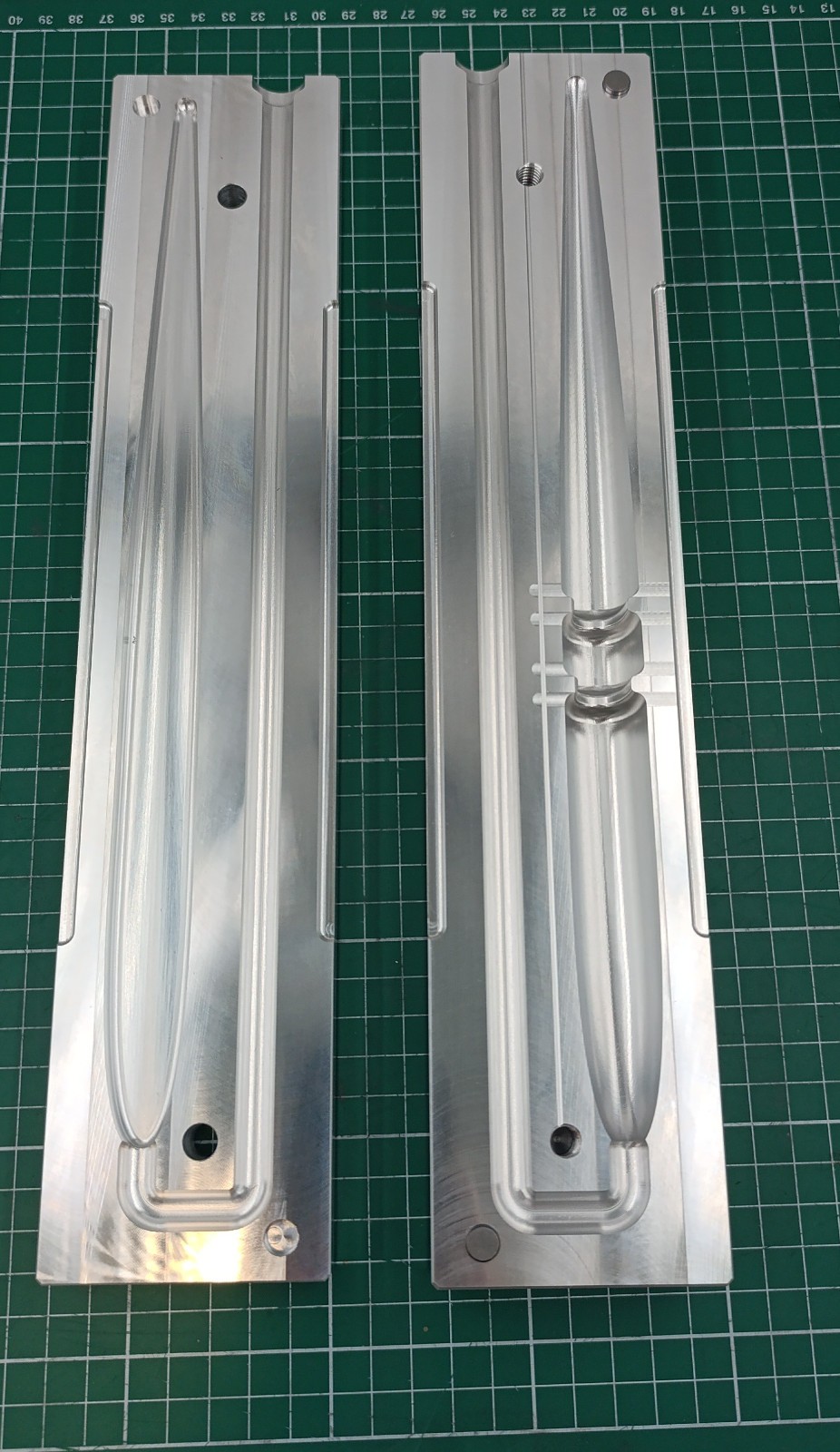 CNC machined one cavity 12 inch slug go lure aluminum mold