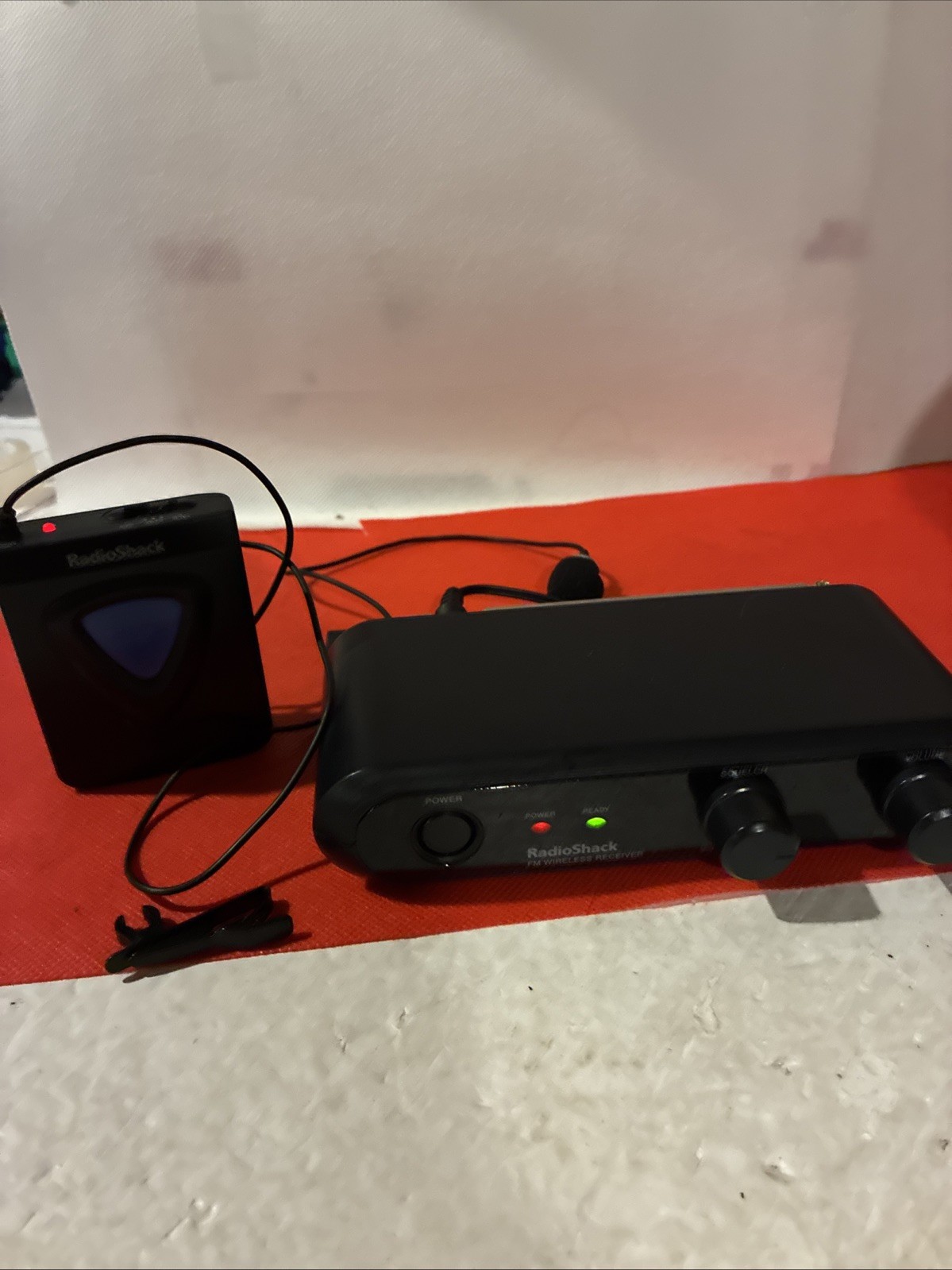 RadioShack 32-1257 FM Wireless Receiver with Power Adapter & Microphone