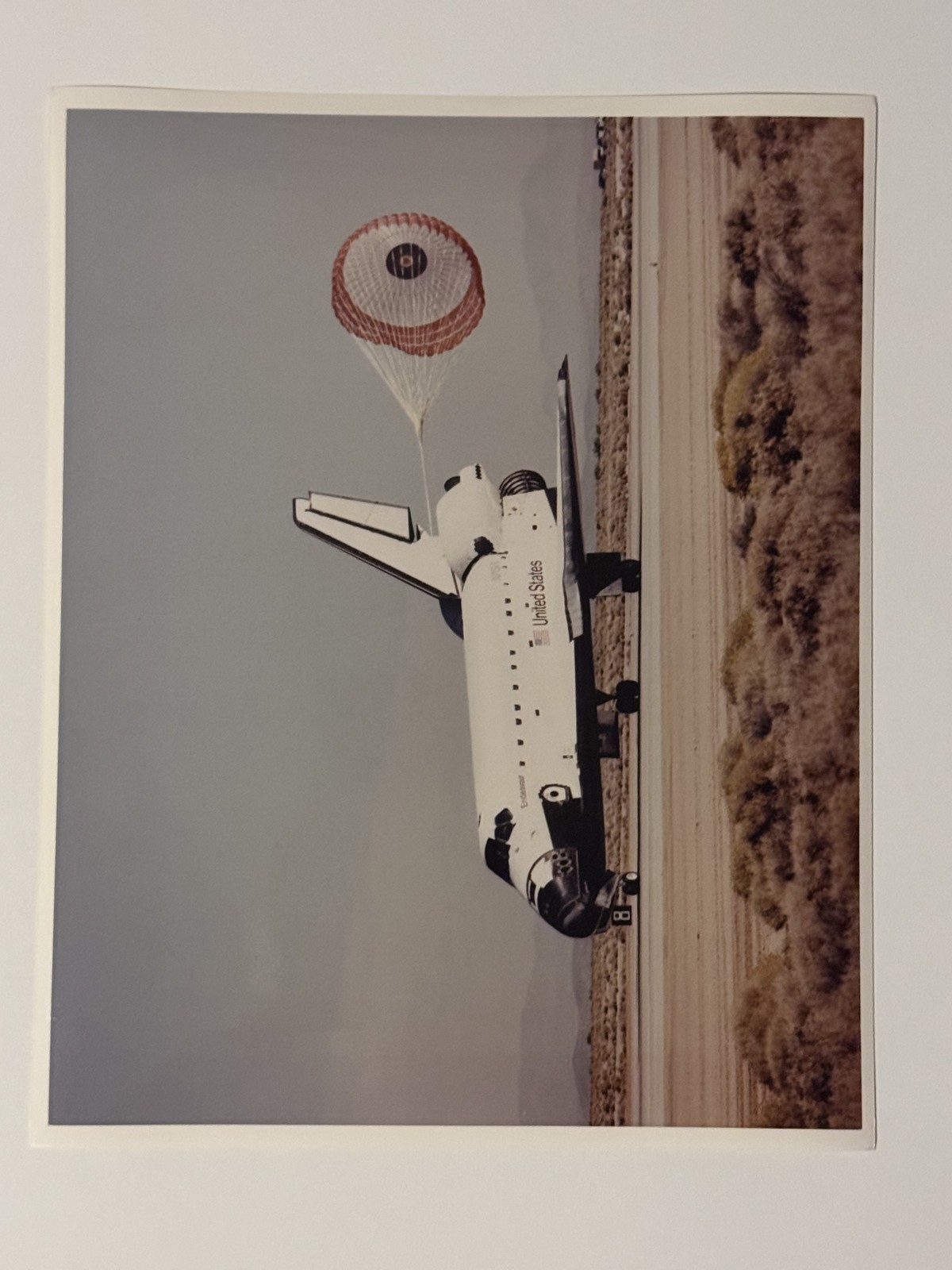 NASA STS-64 Shuttle Endeavour Landing Edwards Air Force Base Press Photo